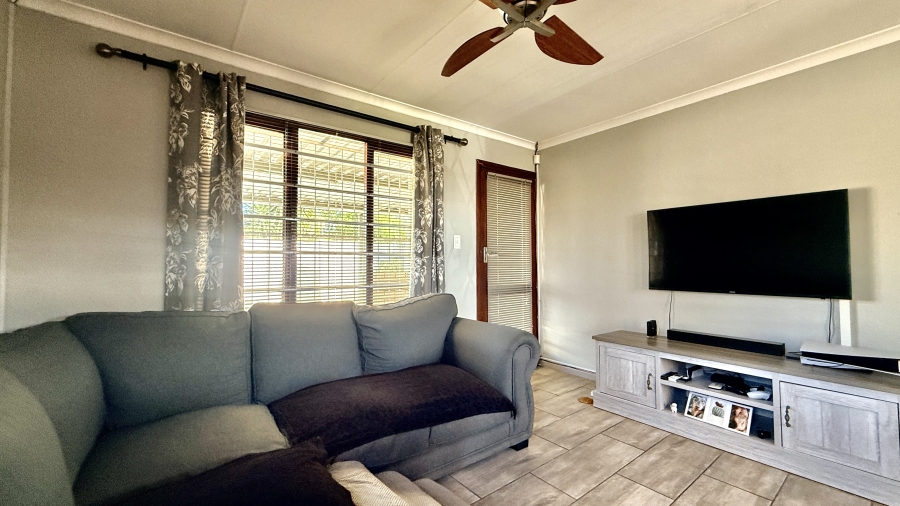 2 Bedroom Property for Sale in Sherwood Eastern Cape